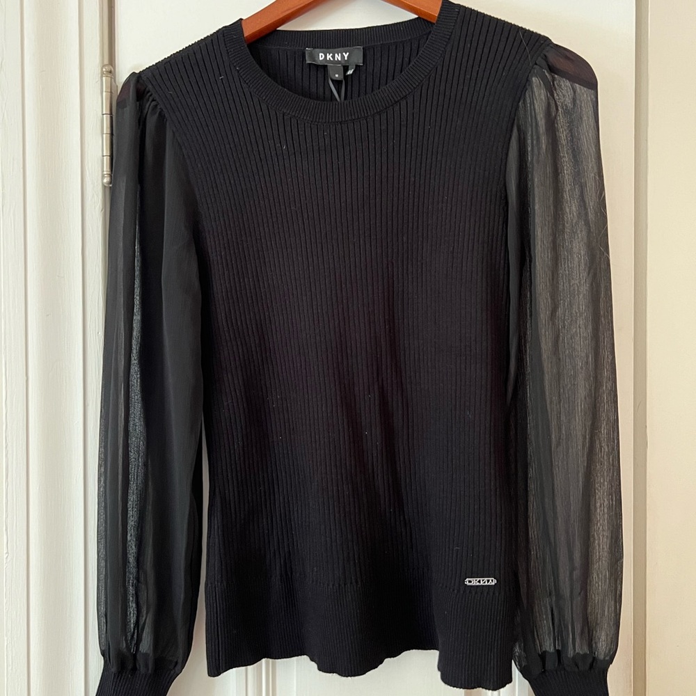 NWT DNKY knit sweater with sheer sleeves.
